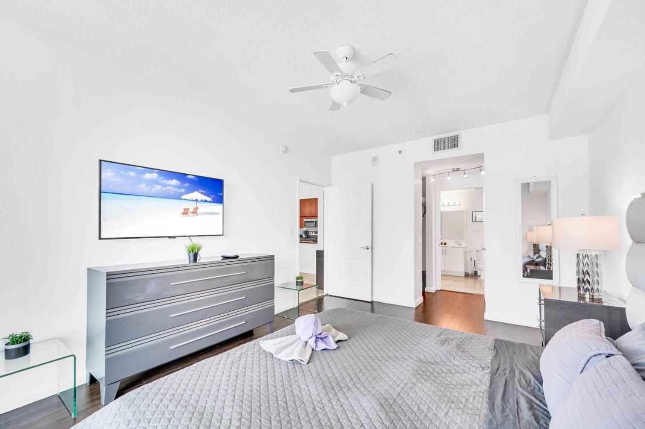 Modern 1 Bed In The Heart Of Brickell With Free Parking Apartment Miami Exterior photo